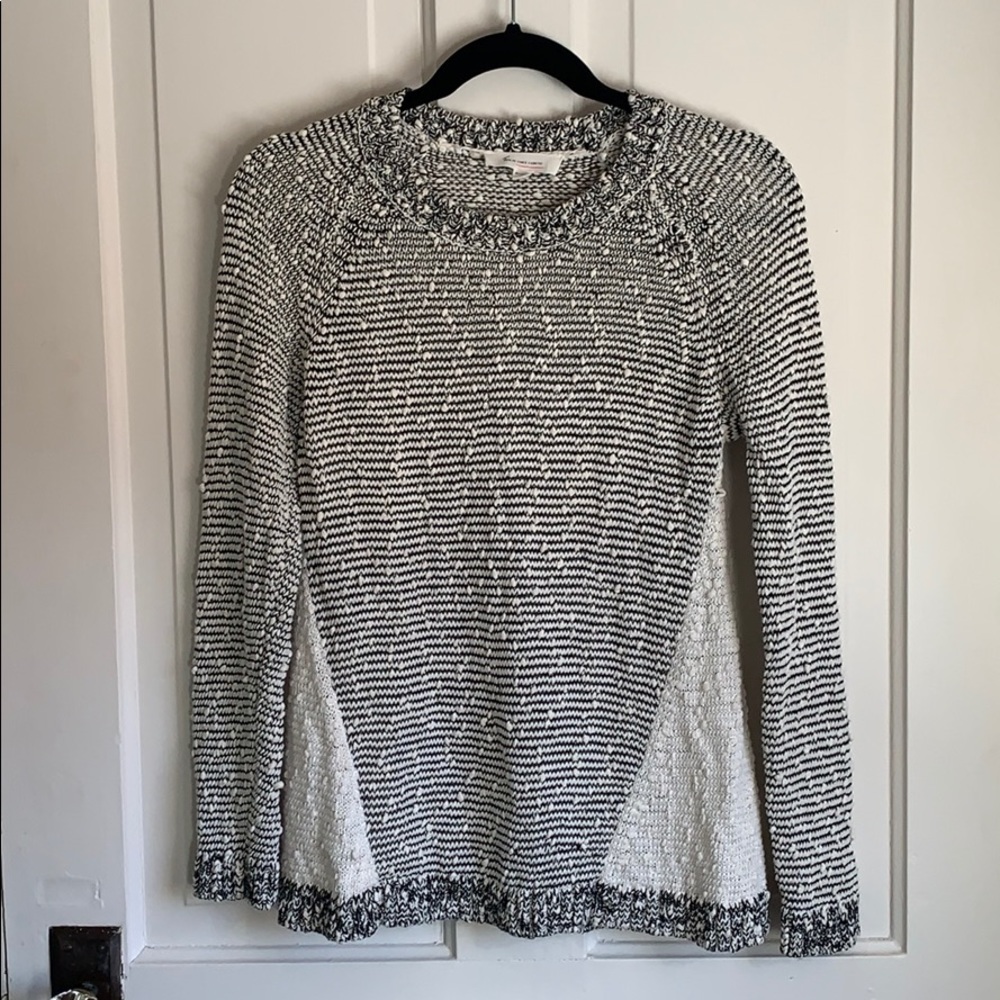 Two by Vince Camuto | Black and white sweater